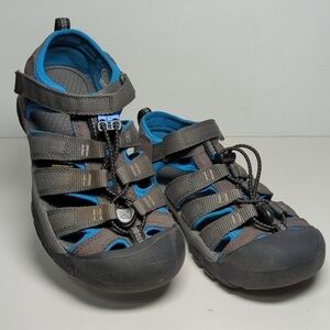 Keen Newport H2 gray and blue athletic sandals big boys size 4  EU 36
